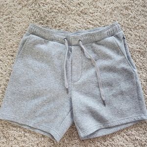 American Eagle Men's shorts